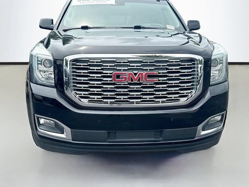 Used 2018 GMC Yukon XL Denali w/ Open Road Package RWD image 2