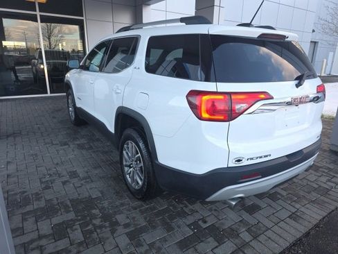 Used 2019 GMC Acadia SLE image 2