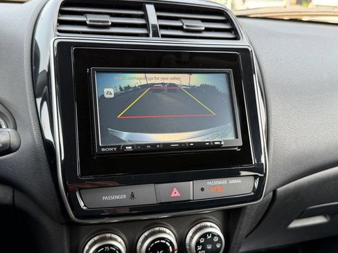 Used 2021 Mitsubishi Outlander Sport SE FWD image 17