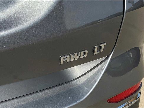 Used 2018 Chevrolet Equinox LT w/ Sun & Infotainment Package AWD/4WD image 10