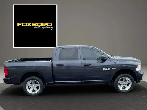 Used 2017 RAM 1500 Express AWD/4WD image 4