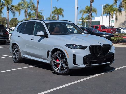 New 2026 BMW X5 xDrive40i w/ M Sport Package image 2