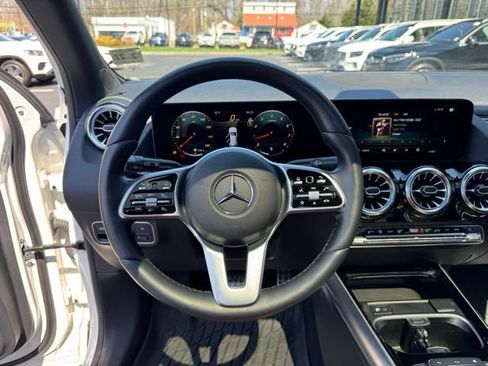 Certified 2023 Mercedes-Benz GLA 250 4MATIC image 15