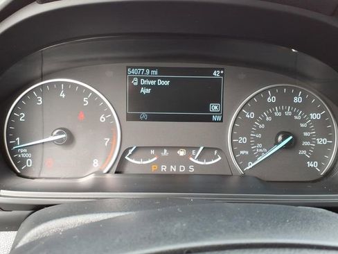 Used 2021 Ford EcoSport SE w/ SE Appearance Package image 26