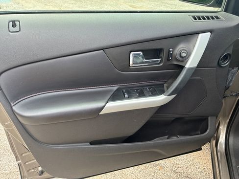 Used 2014 Ford Edge SEL w/ Equipment Group 204A FWD image 10