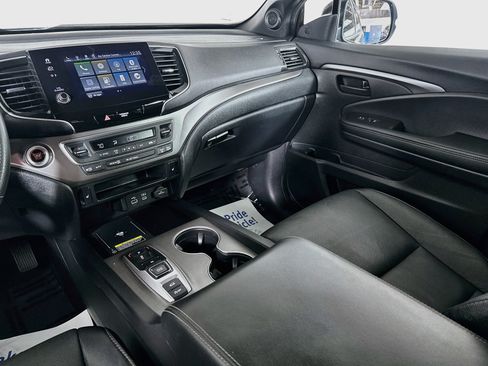 Used 2024 Honda Passport EX-L image 22