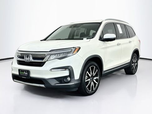 Used 2019 Honda Pilot Touring image 3
