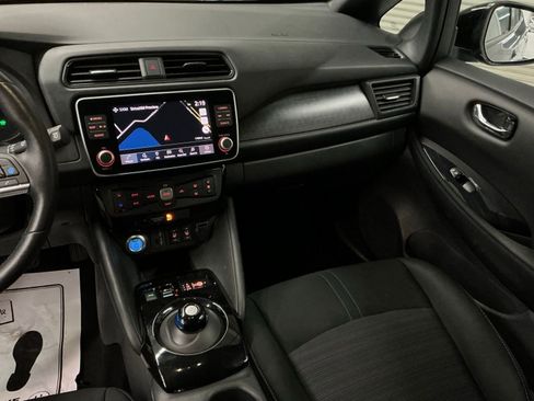 Used 2022 Nissan Leaf SV Plus image 22