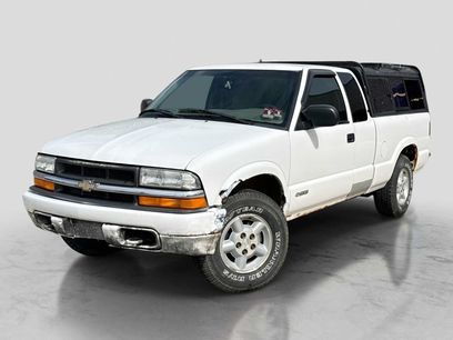 Used 2002 Chevrolet S10 Pickup LS w/ LS Preferred Equipment Group