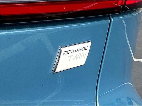 Used 2023 Volvo C40 P8 Recharge Ultimate image 11