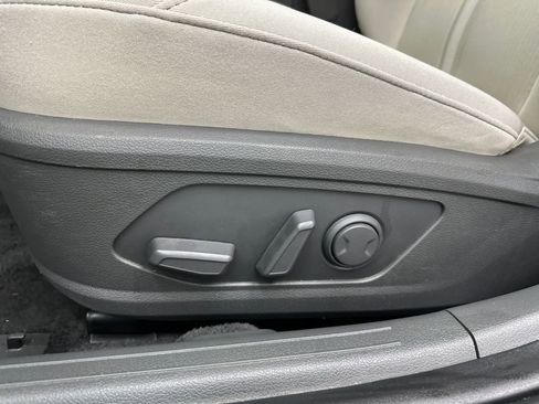 Used 2025 Hyundai Sonata SEL FWD image 10