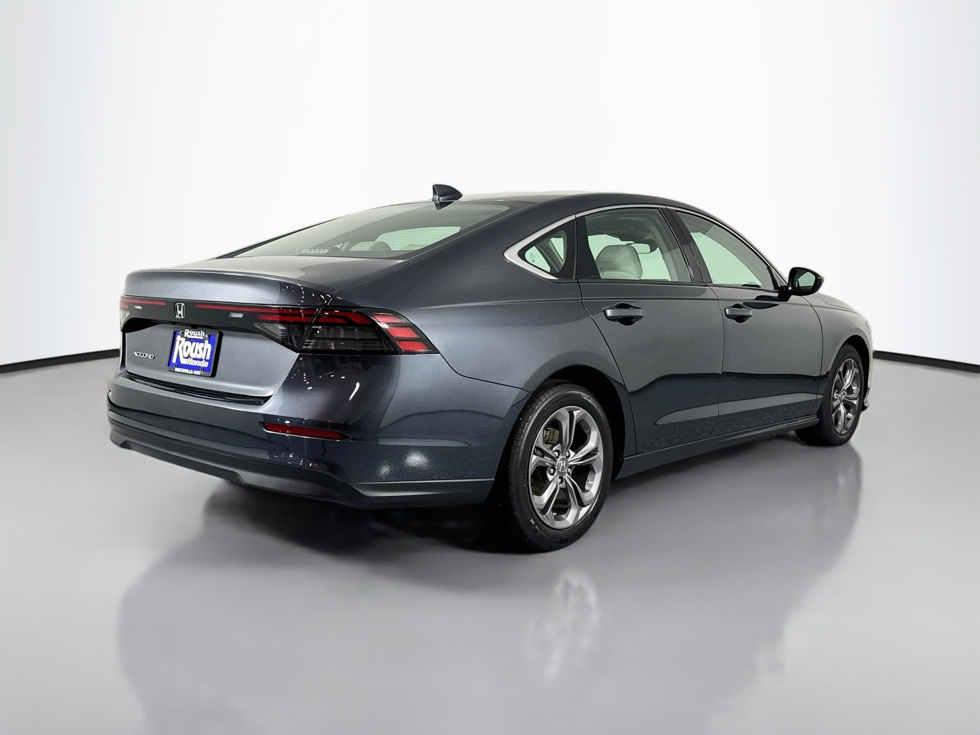 Certified 2024 Honda Accord EX image 5