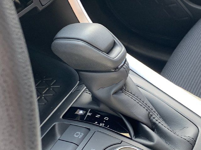 Used 2025 Toyota RAV4 LE AWD/4WD image 26