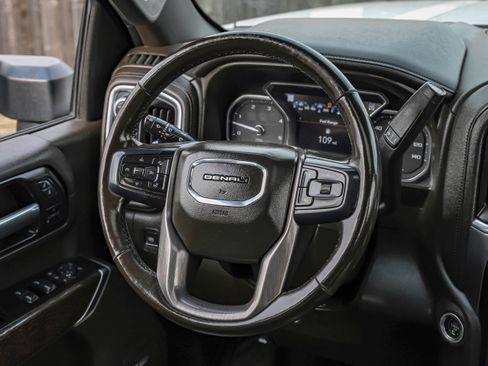 Used 2021 GMC Sierra 3500 Denali w/ Denali Ultimate Package image 17