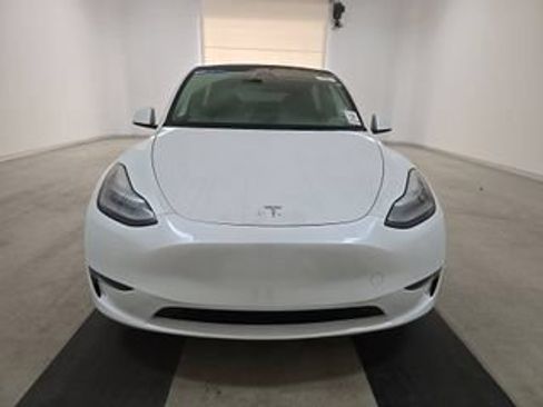 Used 2023 Tesla Model Y Long Range AWD/4WD image 8