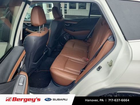Used 2020 Subaru Outback Touring w/ Popular Package #2 image 9