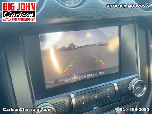 Used 2022 Ford Mustang Shelby GT500 w/ Technology Package RWD image 18