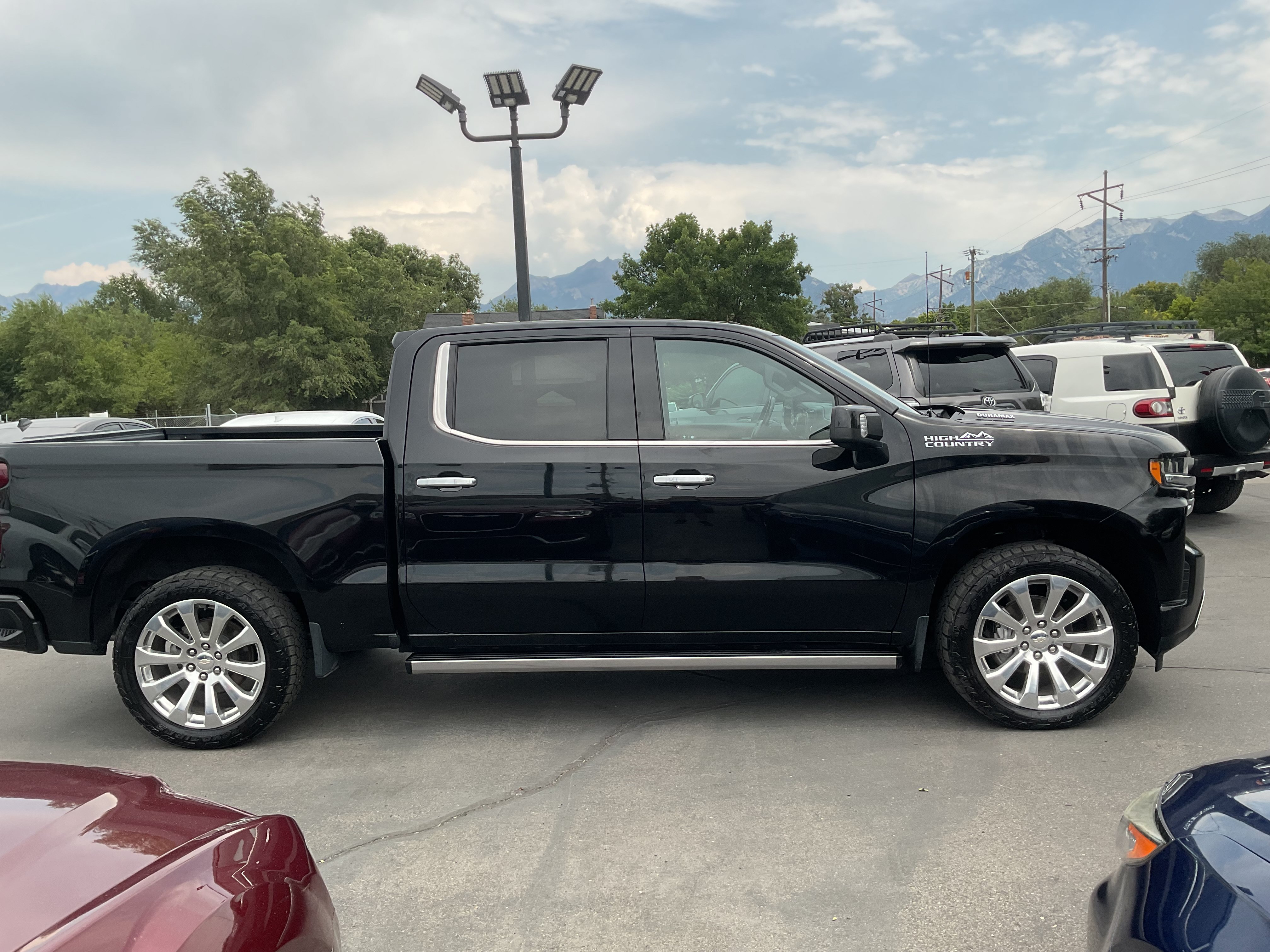 Used 2021 Chevrolet Silverado 1500 High Country w/ Safety Package II AWD/4WD image 5