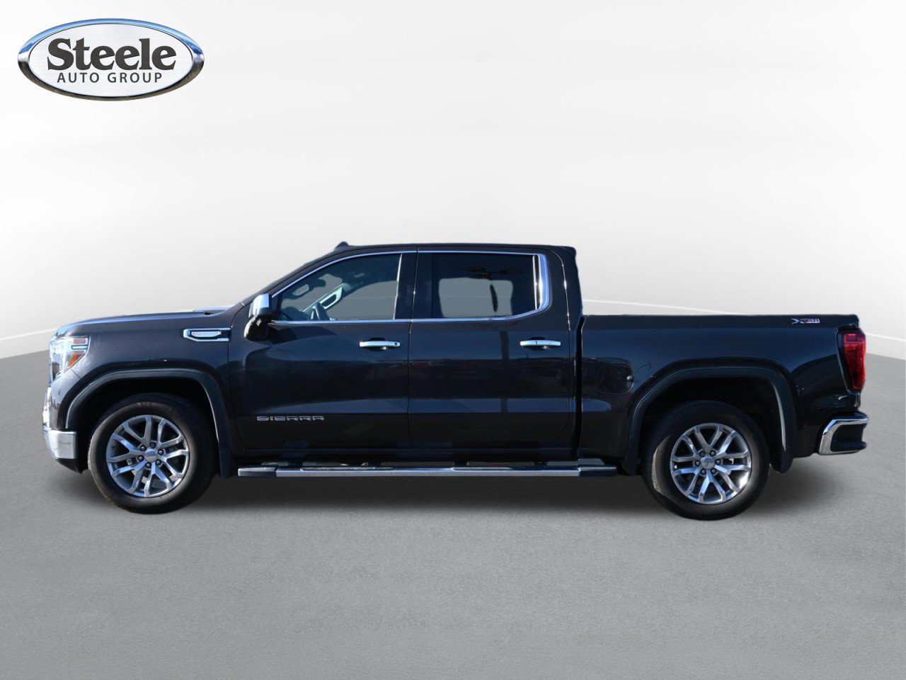 Used 2022 GMC Sierra 1500 SLT AWD/4WD image 4