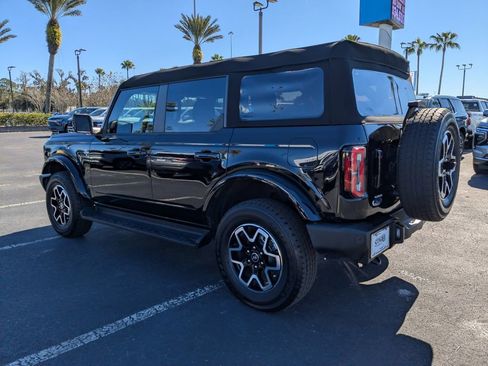 Used 2025 Ford Bronco Outer Banks image 6