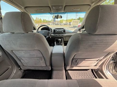 Used 2005 Toyota Camry LE image 20