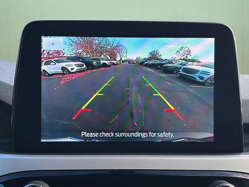 Used 2022 Ford Escape SE w/ Convenience Package image 30