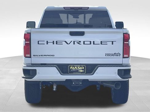 New 2026 Chevrolet Silverado 3500 High Country w/ High Country Premium Package AWD/4WD image 4