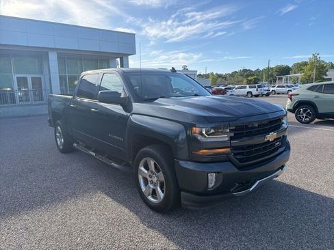 Used 2017 Chevrolet Silverado 1500 LT w/ All Star Edition image 3