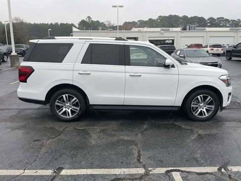 Used 2024 Ford Expedition Limited image 12