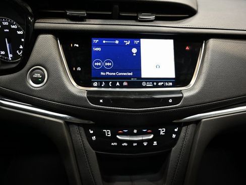 Used 2025 Cadillac XT5 Premium Luxury image 14