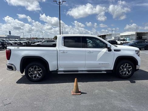 New 2026 GMC Sierra 1500 SLT w/ SLT Premium Package AWD/4WD image 2