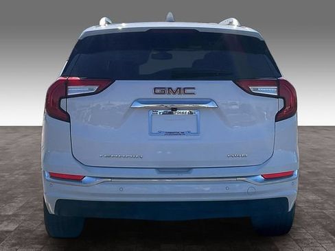 Used 2024 GMC Terrain Denali AWD/4WD image 4