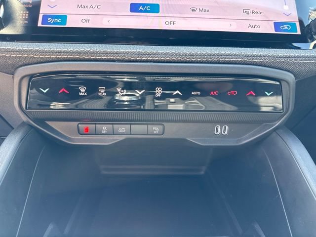 New 2026 Jeep Cherokee Laredo AWD/4WD image 15