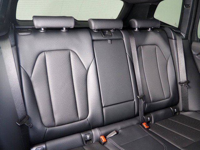 Used 2023 BMW X3 sDrive30i w/ Convenience Package RWD image 7