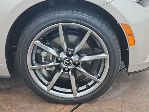 Used 2023 MAZDA MX-5 Miata Grand Touring image 37