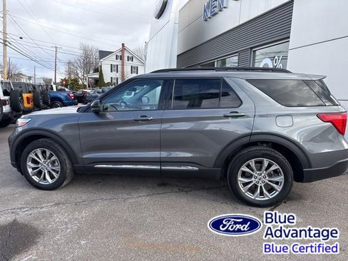 Certified 2023 Ford Explorer XLT w/ Equipment Group 202A image 9