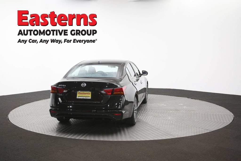Used 2025 Nissan Altima 2.5 SV FWD image 38