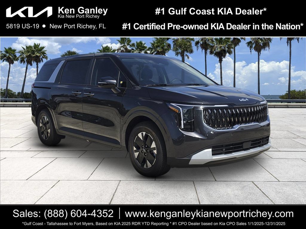 New 2027 Kia Carnival LXS FWD image 1