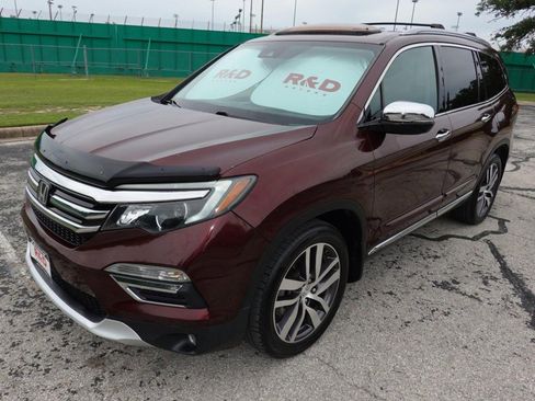 Used 2016 Honda Pilot Elite image 3