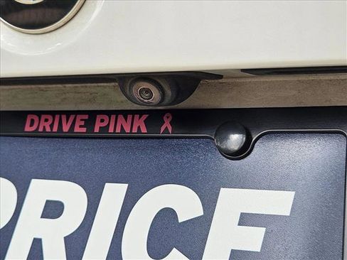 Used 2018 BMW 320i Sedan w/ Premium Package image 8