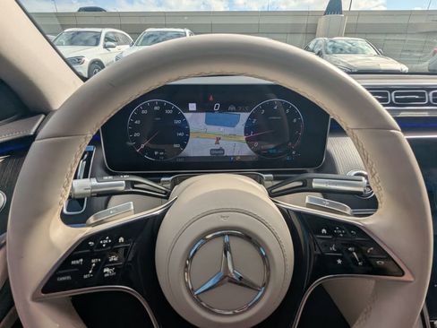 Certified 2022 Mercedes-Benz S 500 4MATIC image 14