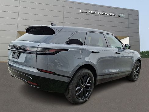 New 2026 Land Rover Range Rover Velar Dynamic SE image 2