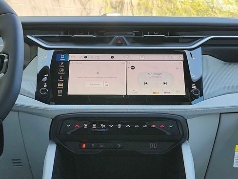 New 2026 Jeep Cherokee Laredo AWD/4WD image 20