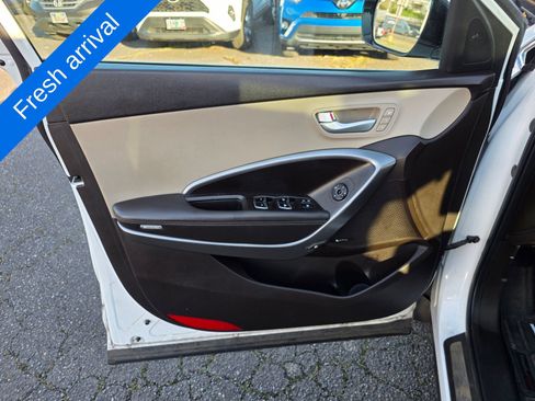 Used 2017 Hyundai Santa Fe Sport w/ 2.4L Tech Package 04 image 10