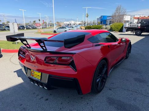 Used 2016 Chevrolet Corvette Stingray Coupe w/ 2LT Preferred Equipment Group RWD image 5