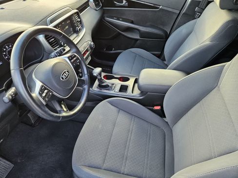 Used 2020 Kia Sorento S AWD/4WD image 2
