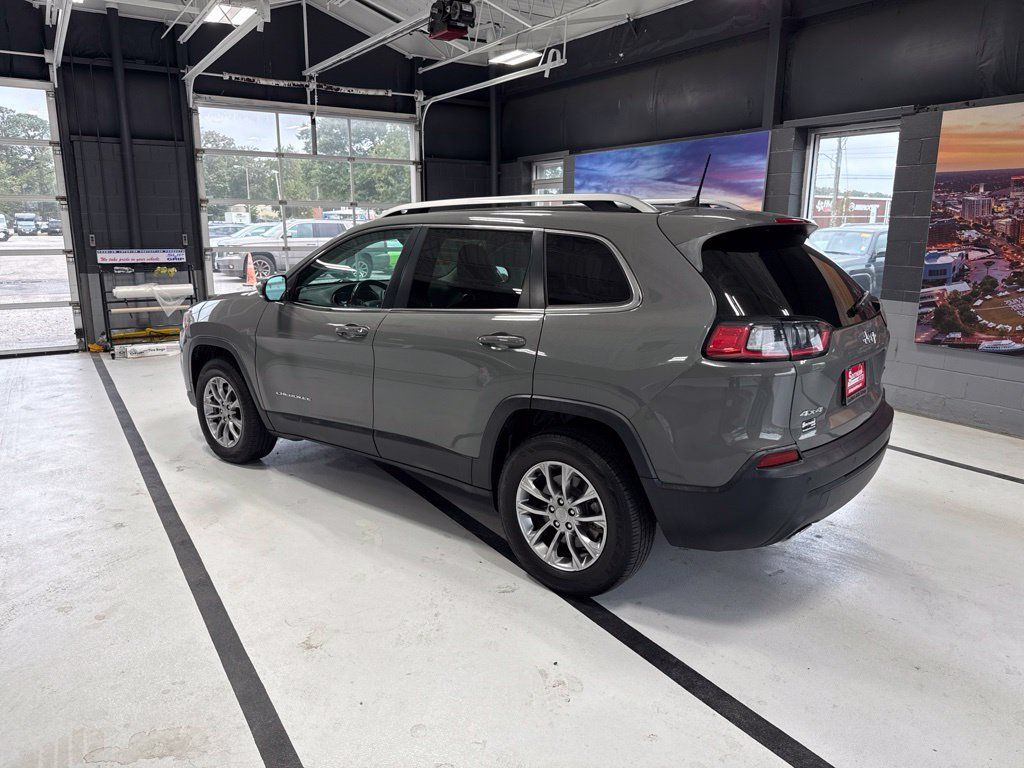 Used 2020 Jeep Cherokee Latitude Plus w/ Cold Weather Group AWD/4WD image 4