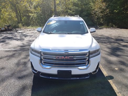 Used 2020 GMC Acadia SLE w/ Driver Convenience Package image 8