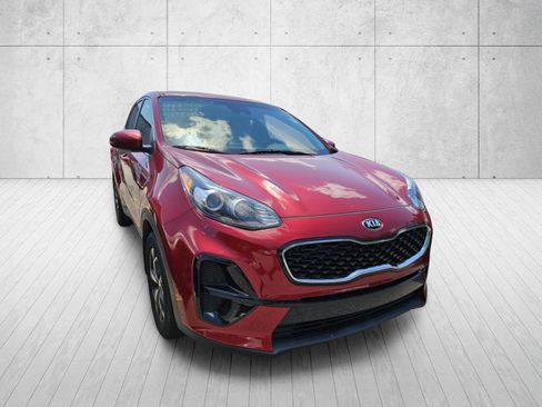 Used 2021 Kia Sportage LX FWD image 2