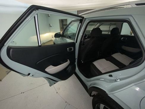 Certified 2026 Hyundai Venue SEL FWD image 22